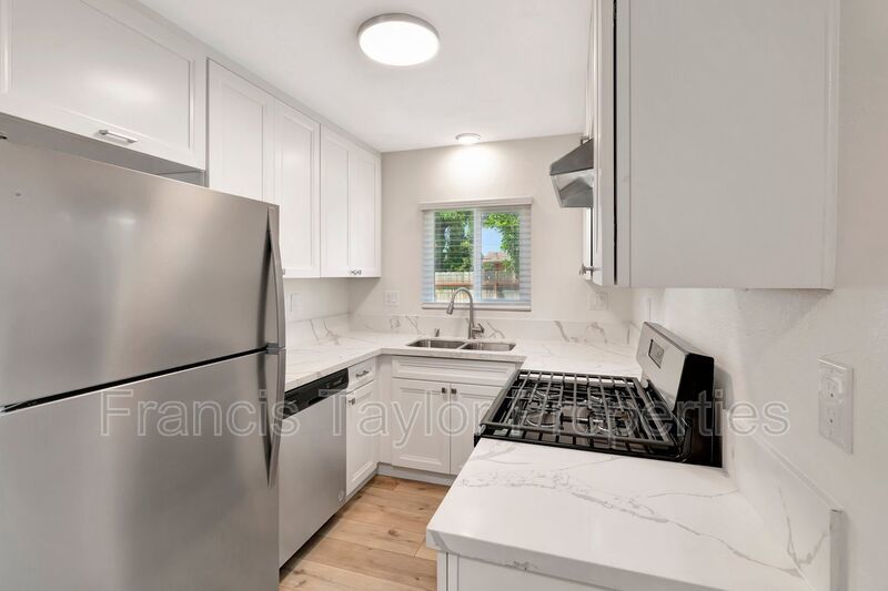 Renovated 2 Bedroom in Escondido! property image