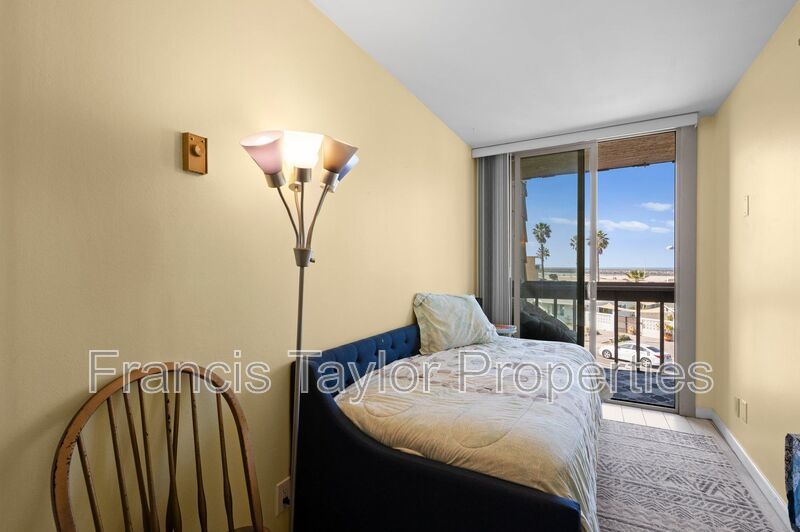 2 Bedroom Overlooking the Ocean in OB property image
