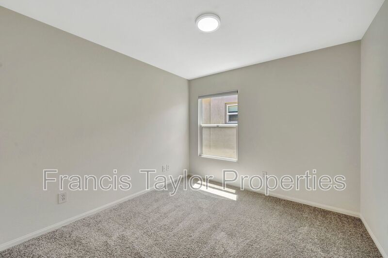 3 Bedroom in Excellent Community! property image
