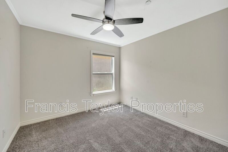3 Bedroom in Excellent Community! property image