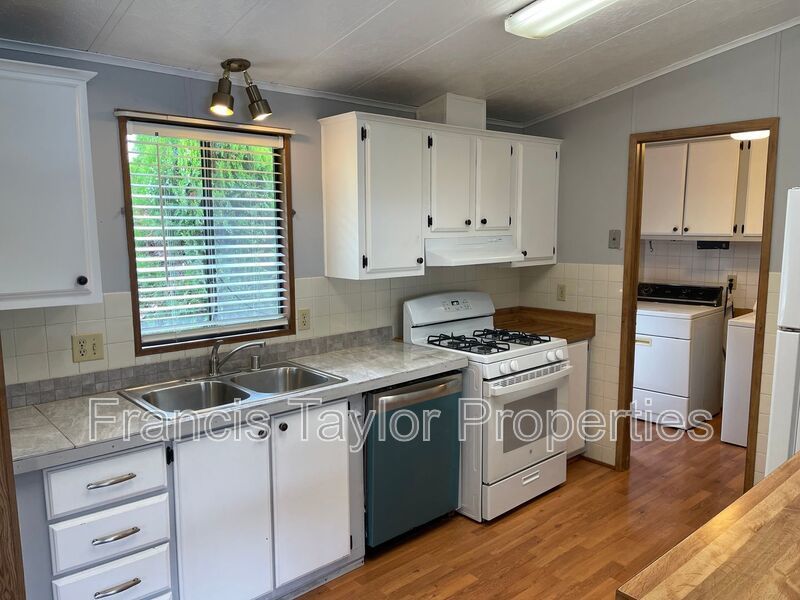 3 bedroom available in Via Verde Estates 55+ Community property image