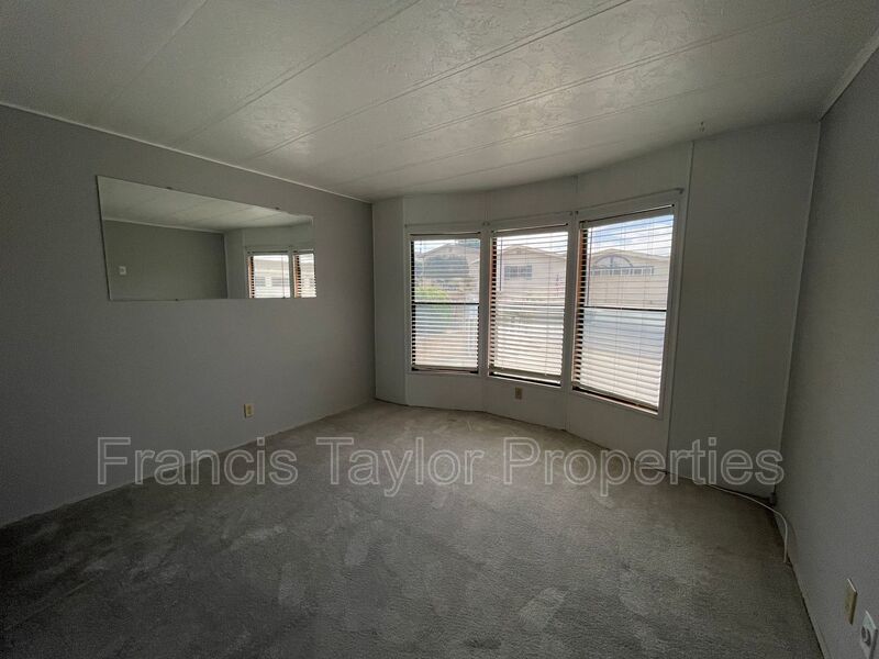 3 bedroom available in Via Verde Estates 55+ Community property image