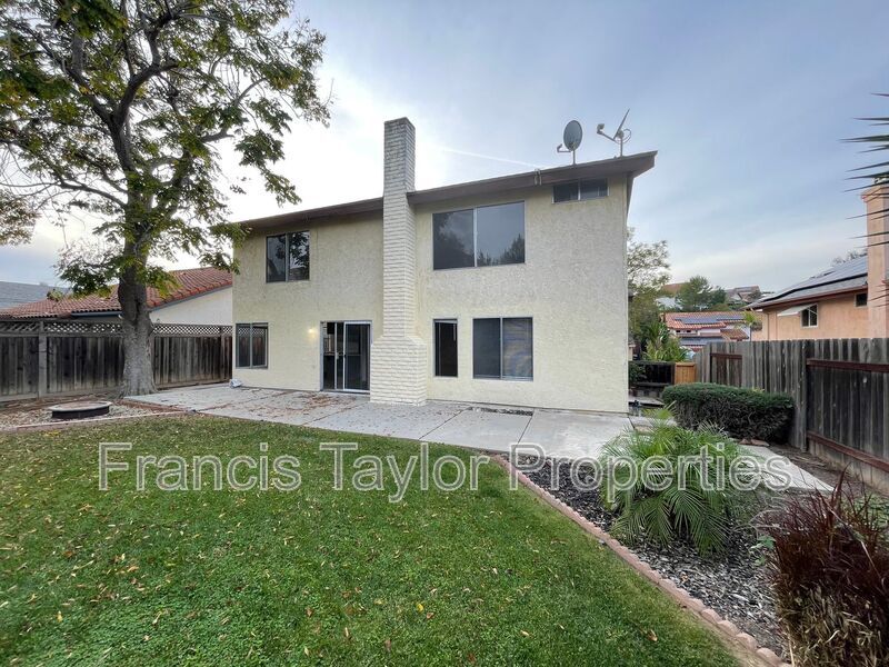 Character Filled Home in PQ! property image