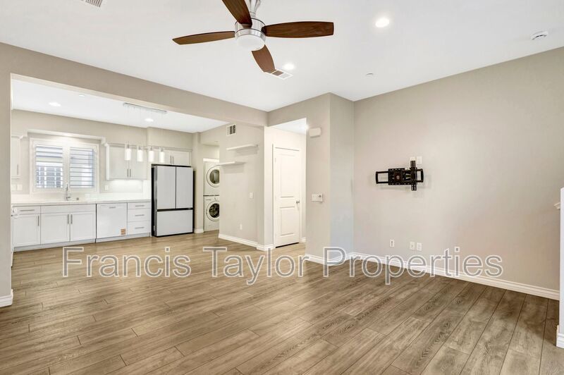 Spacious 3-Bedroom Townhome in the Heart of Downtown Escondido! property image