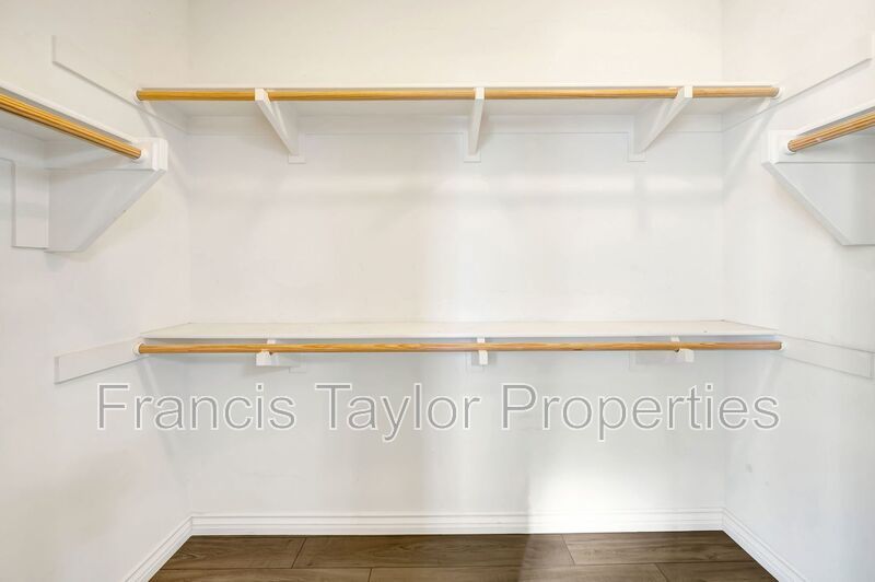 Spacious 3-Bedroom Townhome in the Heart of Downtown Escondido! property image