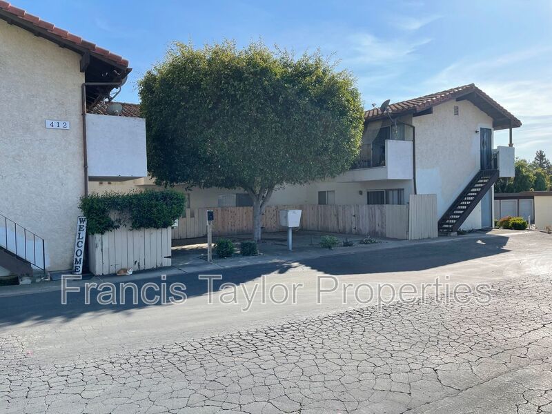 Second Floor Apartment Available in Vista! property image