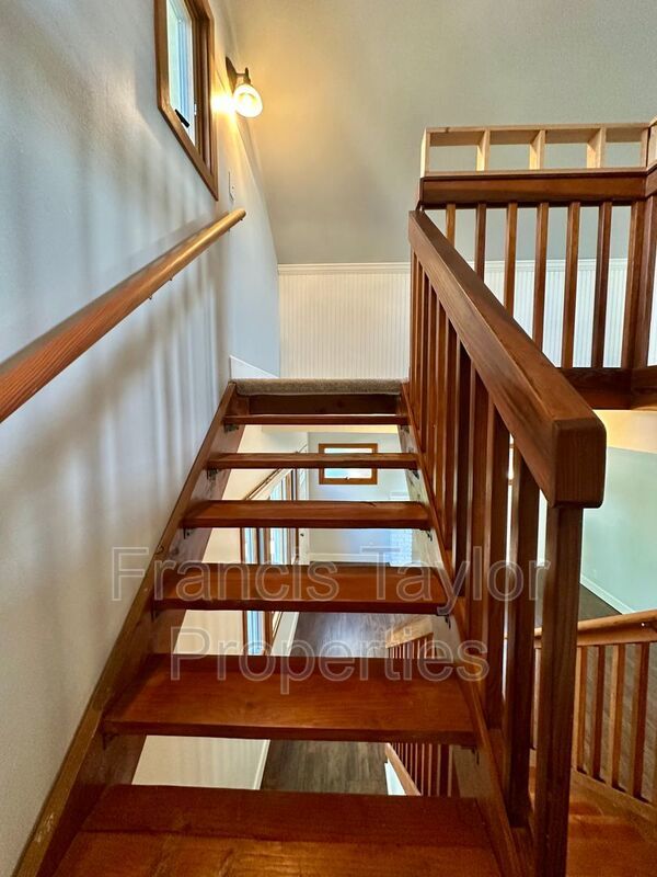 Gorgeous Craftsman in the Heart of Old Escondido! property image