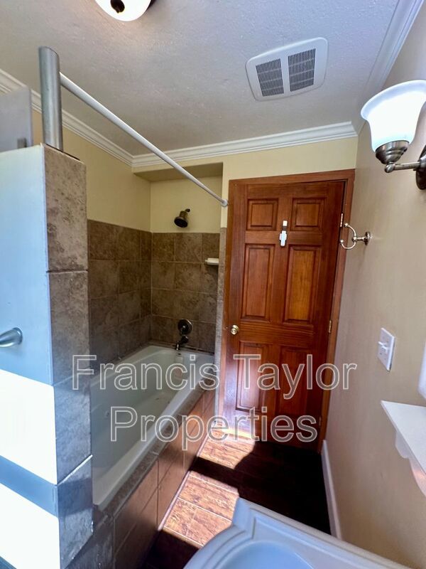 Gorgeous Craftsman in the Heart of Old Escondido! property image