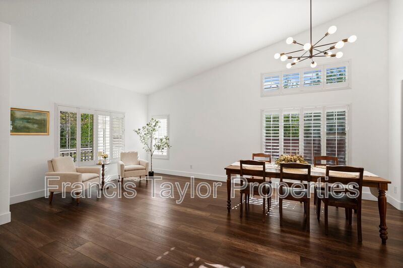 FULLY FURNISHED! Stunning Home in Escondido property image