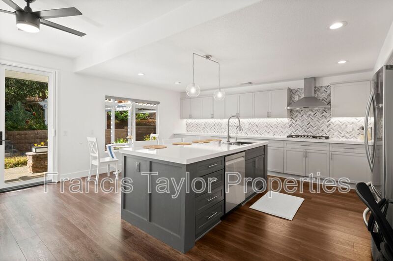 FULLY FURNISHED! Stunning Home in Escondido property image