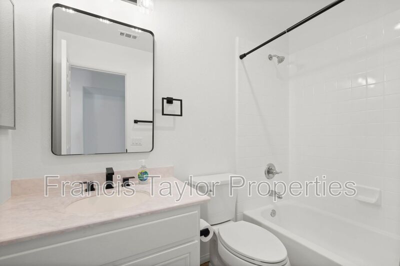 FULLY FURNISHED! Stunning Home in Escondido property image