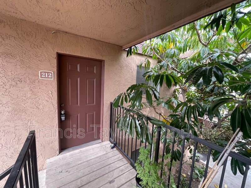 Refreshed 2 Bedroom in Escondido property image