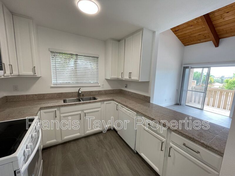 Refreshed 2 Bedroom in Escondido property image