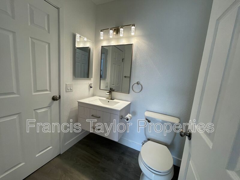 Refreshed 2 Bedroom in Escondido property image