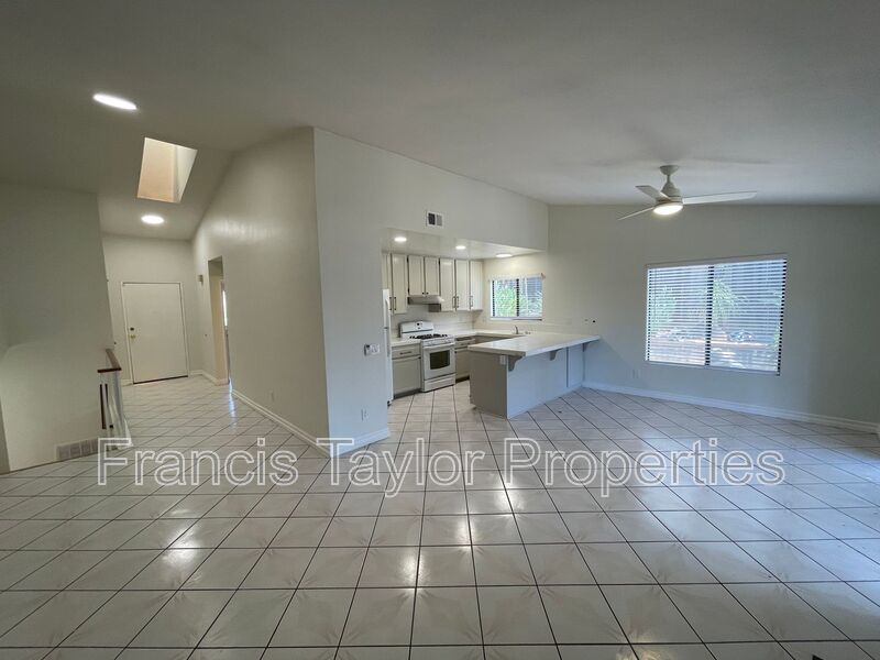 Three Bedroom Home Available in Cimarron! property image
