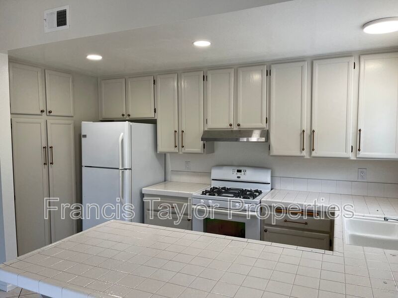 Three Bedroom Home Available in Cimarron! property image