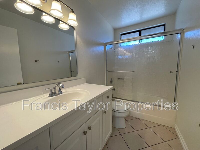 Three Bedroom Home Available in Cimarron! property image