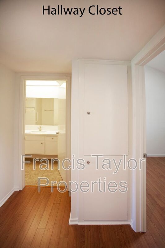 Light and Bright Unit in desirable Oceana! property image