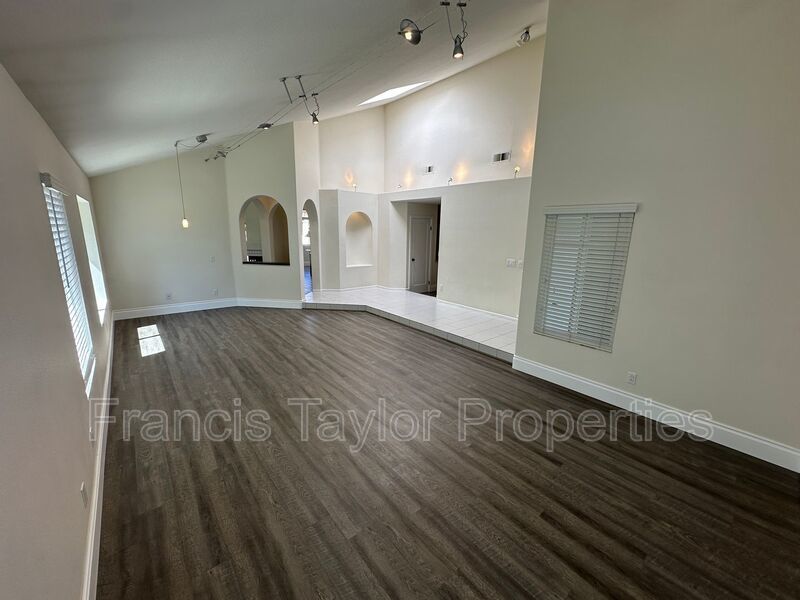 Premiere Single Family Home in Oceanside! Available June 8, 2026 property image