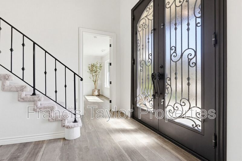 Sweeping Views in Rimrock Estates property image