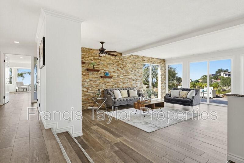 Sweeping Views in Rimrock Estates property image