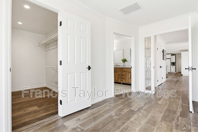 Sweeping Views in Rimrock Estates property image