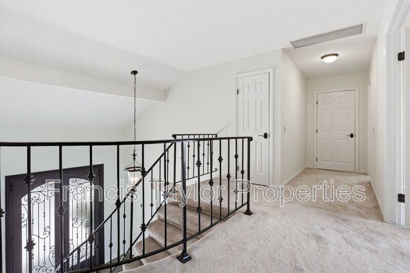 Sweeping Views in Rimrock Estates property image