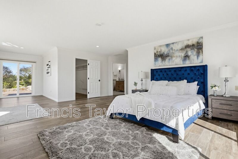 Sweeping Views in Rimrock Estates property image