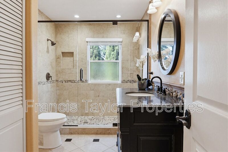 Sweeping Views in Rimrock Estates property image