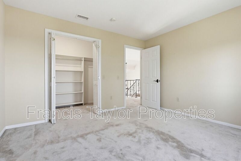 Sweeping Views in Rimrock Estates property image