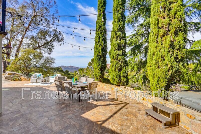 Sweeping Views in Rimrock Estates property image