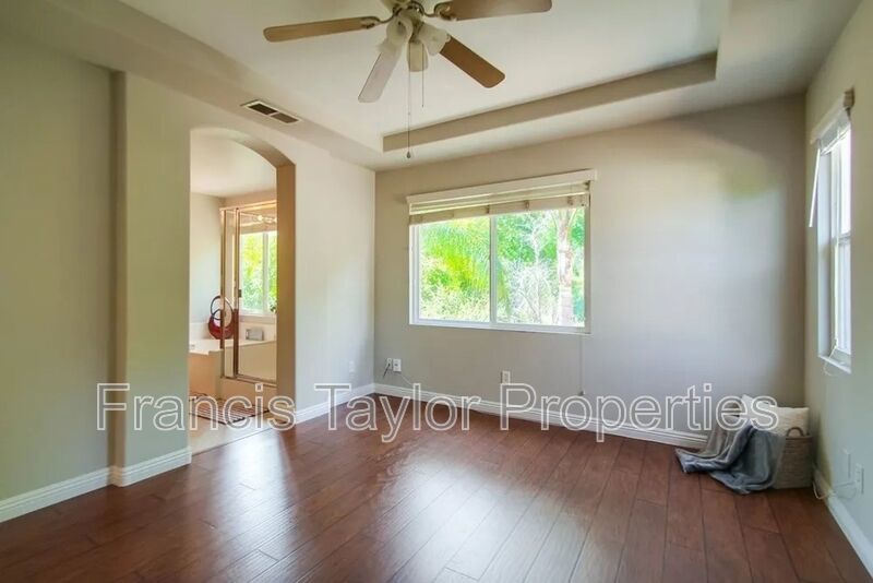 Updated 3 Bedroom in Gated Community! property image