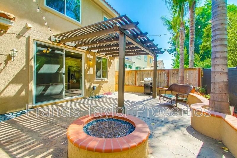 Updated 3 Bedroom in Gated Community! property image
