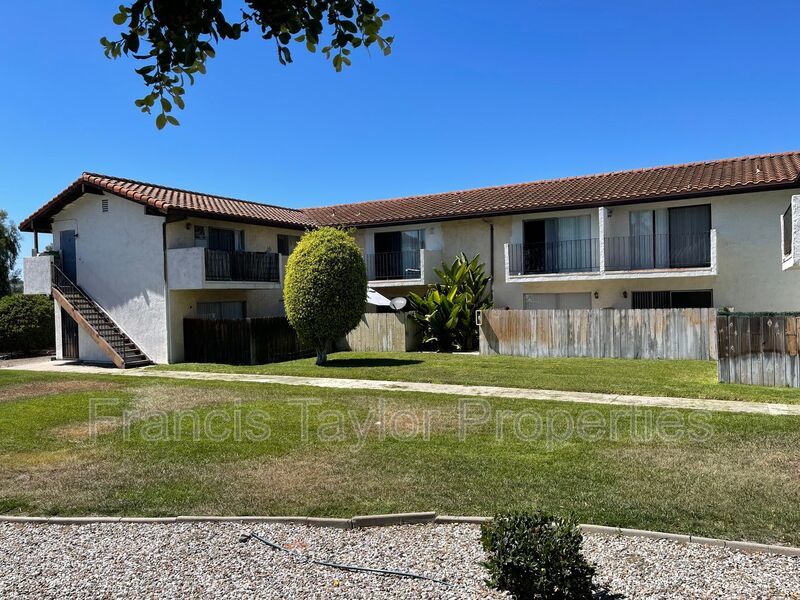 Recently Renovated Unit in Vista! property image