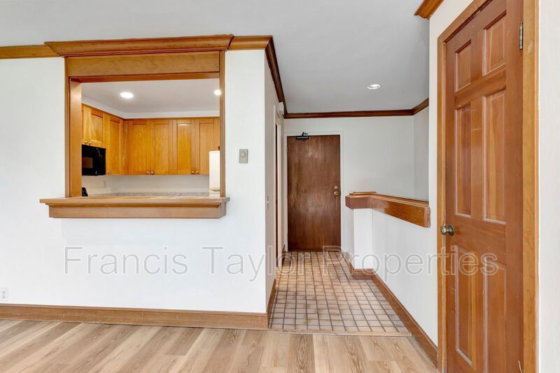 2 Bedroom Unit in La Jolla property image