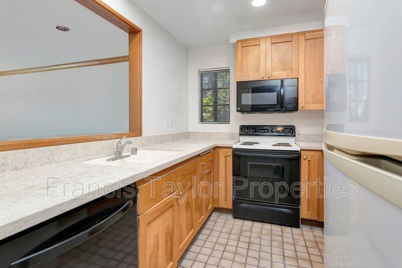2 Bedroom Unit in La Jolla property image