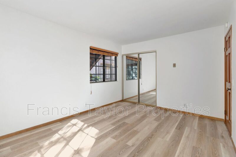 2 Bedroom Unit in La Jolla property image