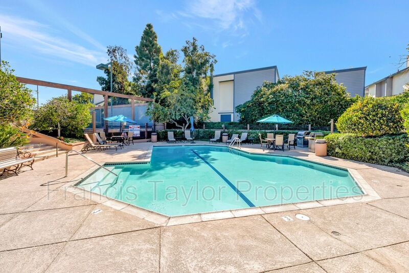 2 Bedroom Unit in La Jolla property image