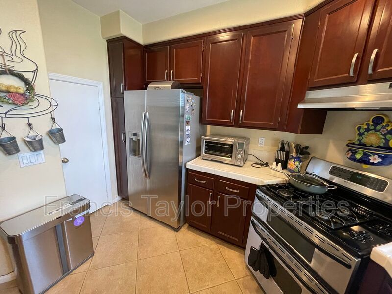 Two Bedroom Condo Available in Campana in San Marcos property image