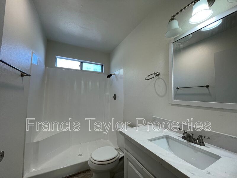 Fully Renovated Two Bedroom Apartment available Immediately! property image