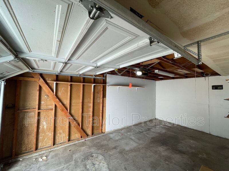 Fully Renovated Two Bedroom Apartment available Immediately! property image