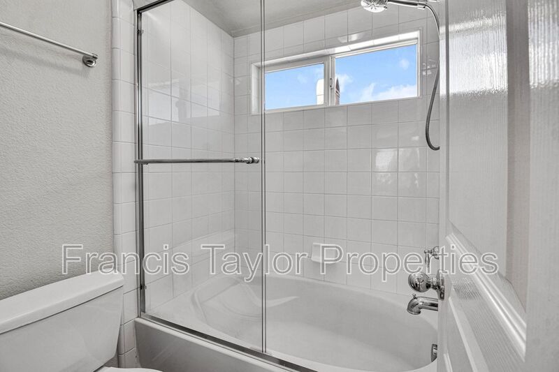 Light and Bright 3 Bedroom in Ideal San Marcos Community! property image