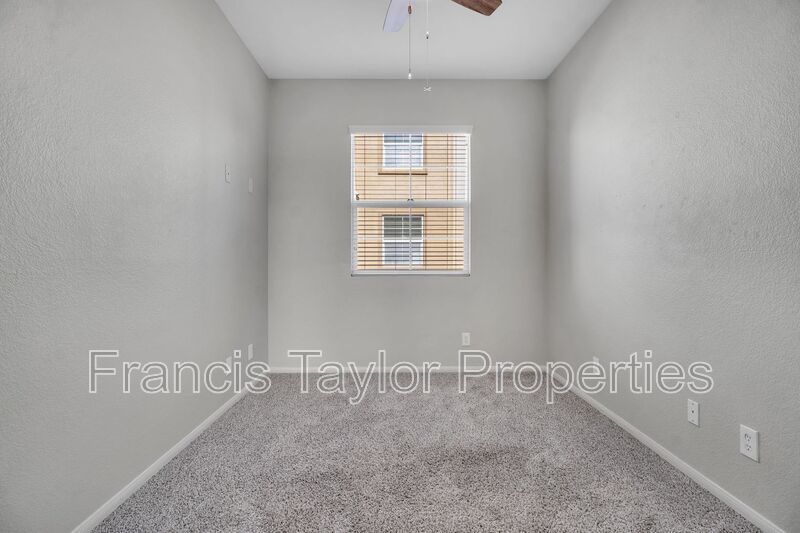 Light and Bright 3 Bedroom in Ideal San Marcos Community! property image