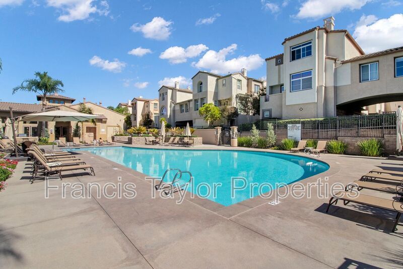 Light and Bright 3 Bedroom in Ideal San Marcos Community! property image