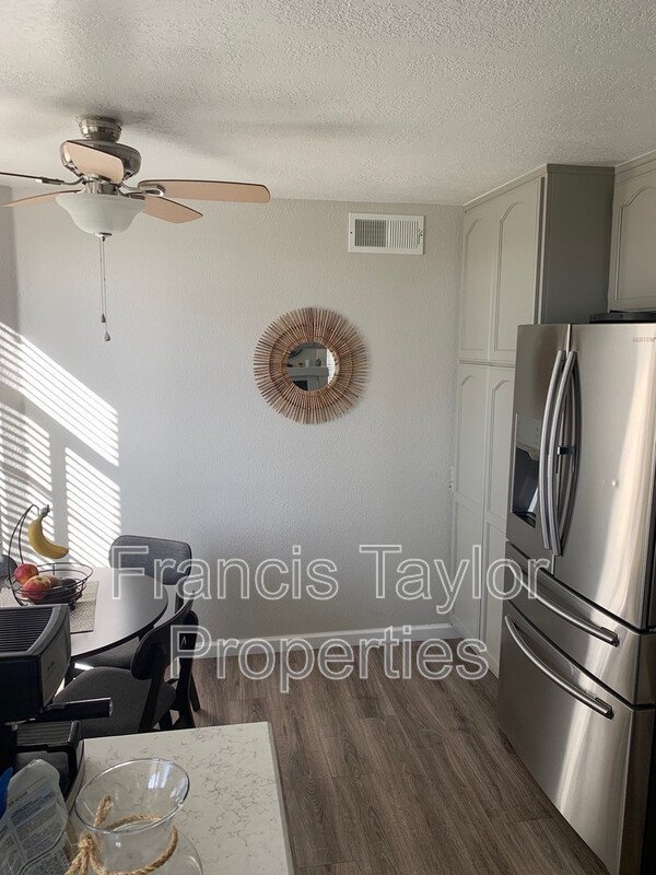 Beautiful Two Bedroom Condo Available in Mission Del Oro property image