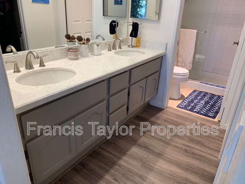 Beautiful Two Bedroom Condo Available in Mission Del Oro property image