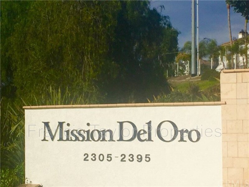Beautiful Two Bedroom Condo Available in Mission Del Oro property image